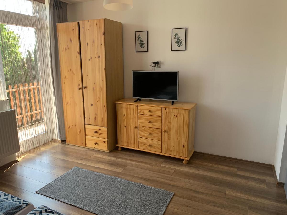 Borsi Apartman Balatonalmádi Exterior foto