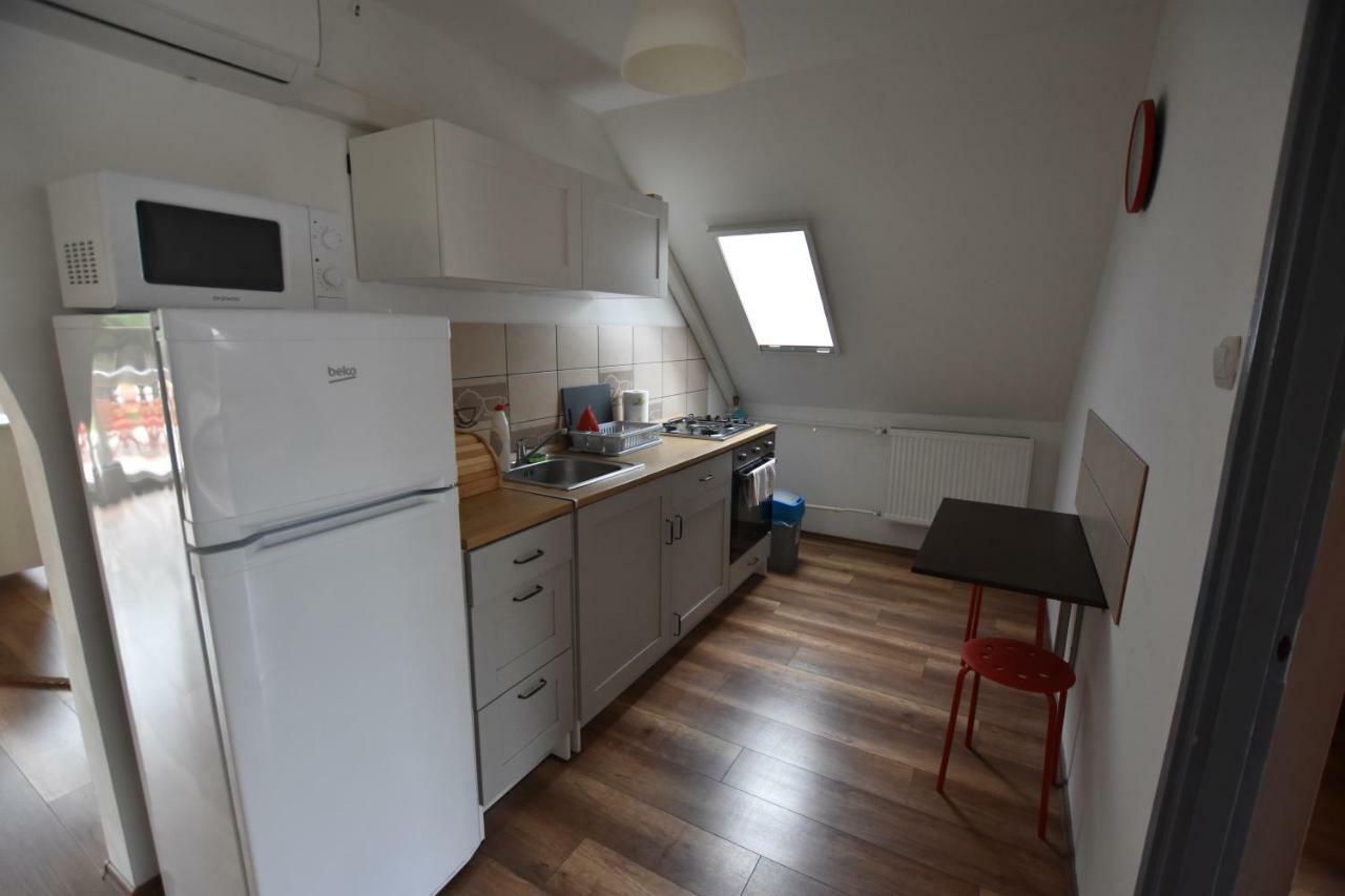 Borsi Apartman Balatonalmádi Exterior foto
